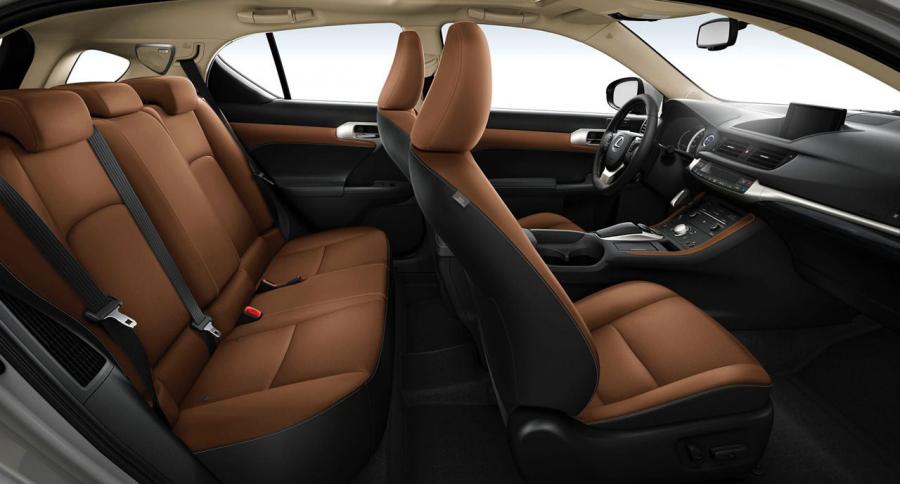 Интерьер Lexus CT200h 2014 года  (NA) (фото 13 из 39)